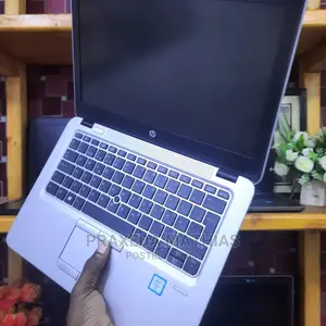Laptop HP EliteBook 820 G3 8GB Intel Core I5 HDD 500GB
