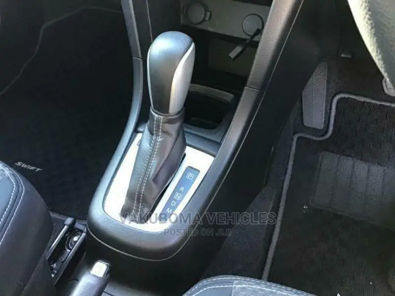 Suzuki Swift 2016 Gray