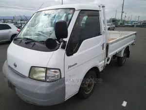 Nissan Vanette Truck