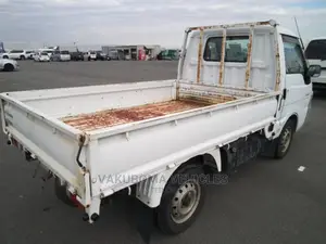 Nissan Vanette Truck