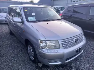 Toyota Succeed 2002 Silver