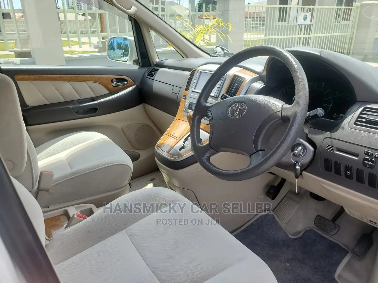 Toyota Alphard 2007 White