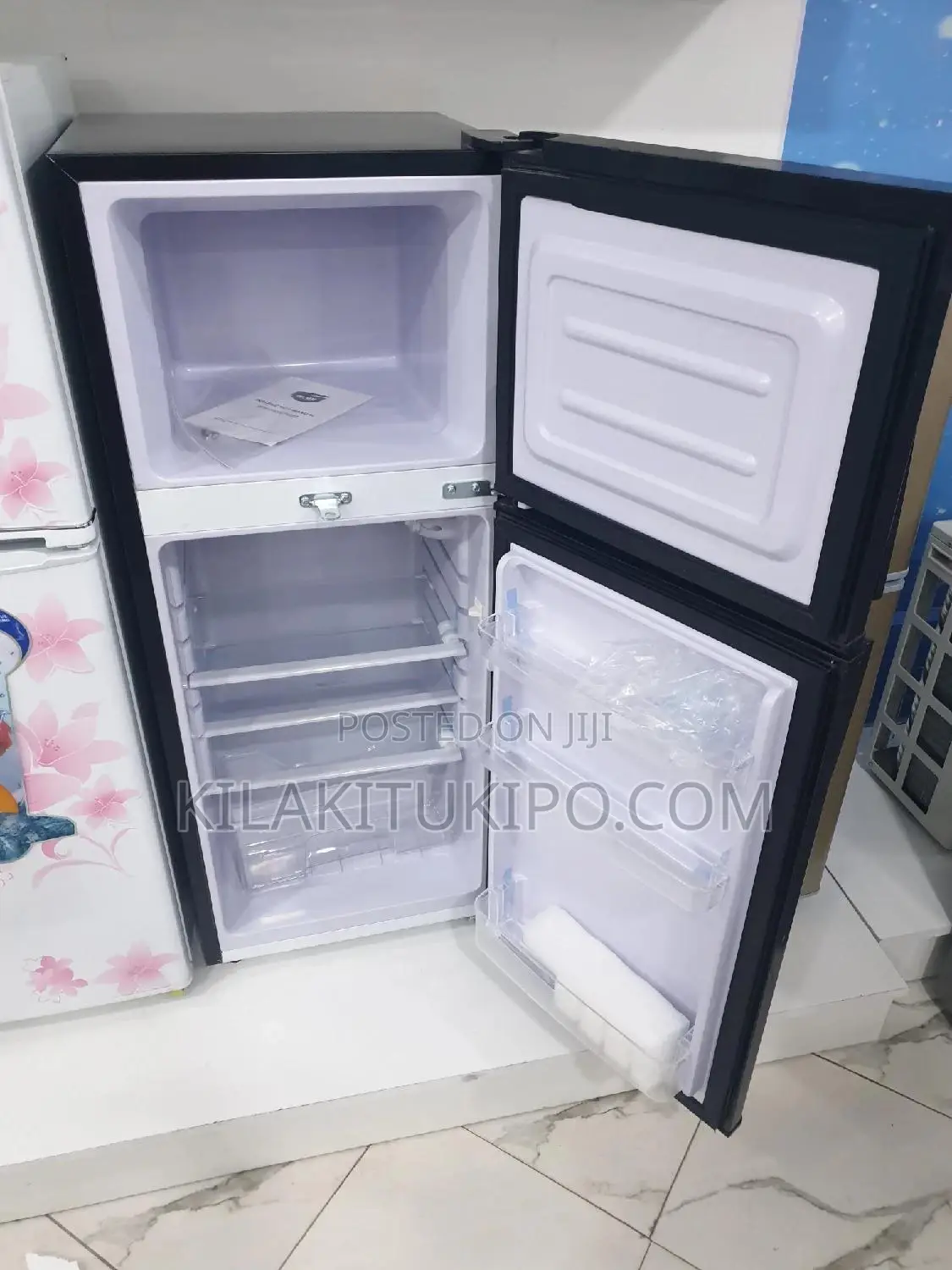 Mr Uk. Refrigerator 165L