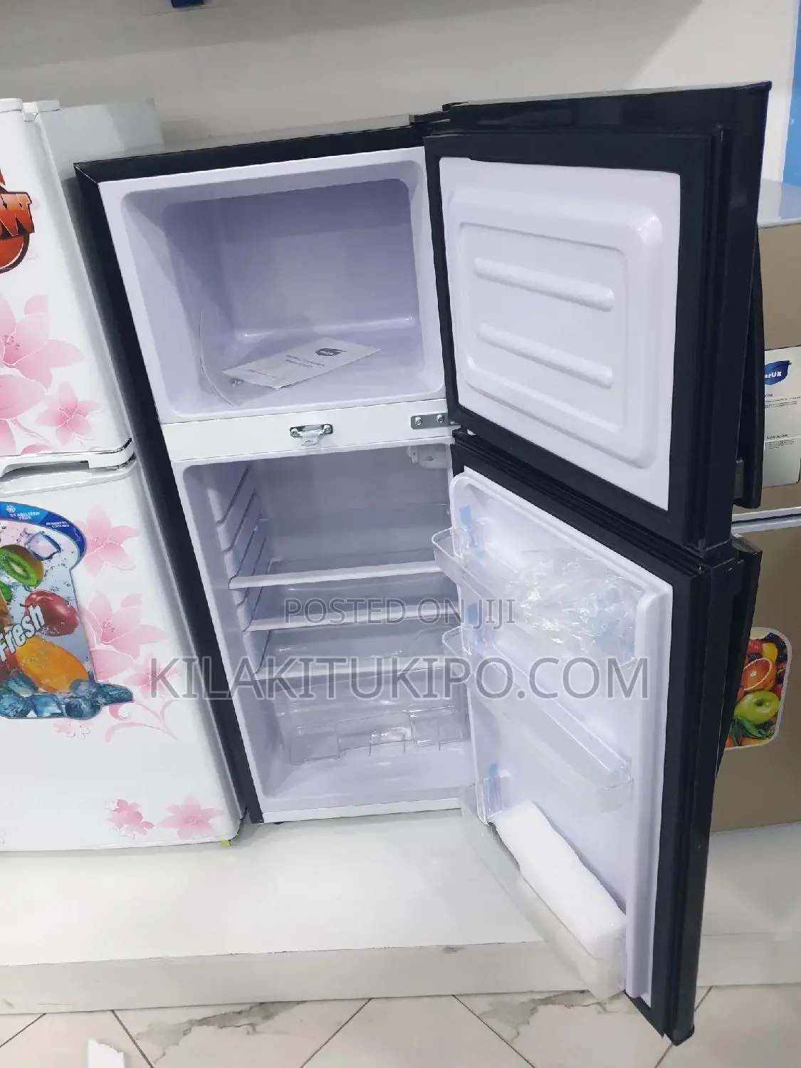 Mr Uk. Refrigerator 165L