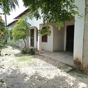 Furnished 5bdrm Apartment in Graphite 227, Tabata for Sale