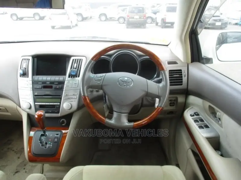 Toyota Harrier 2005 Pearl
