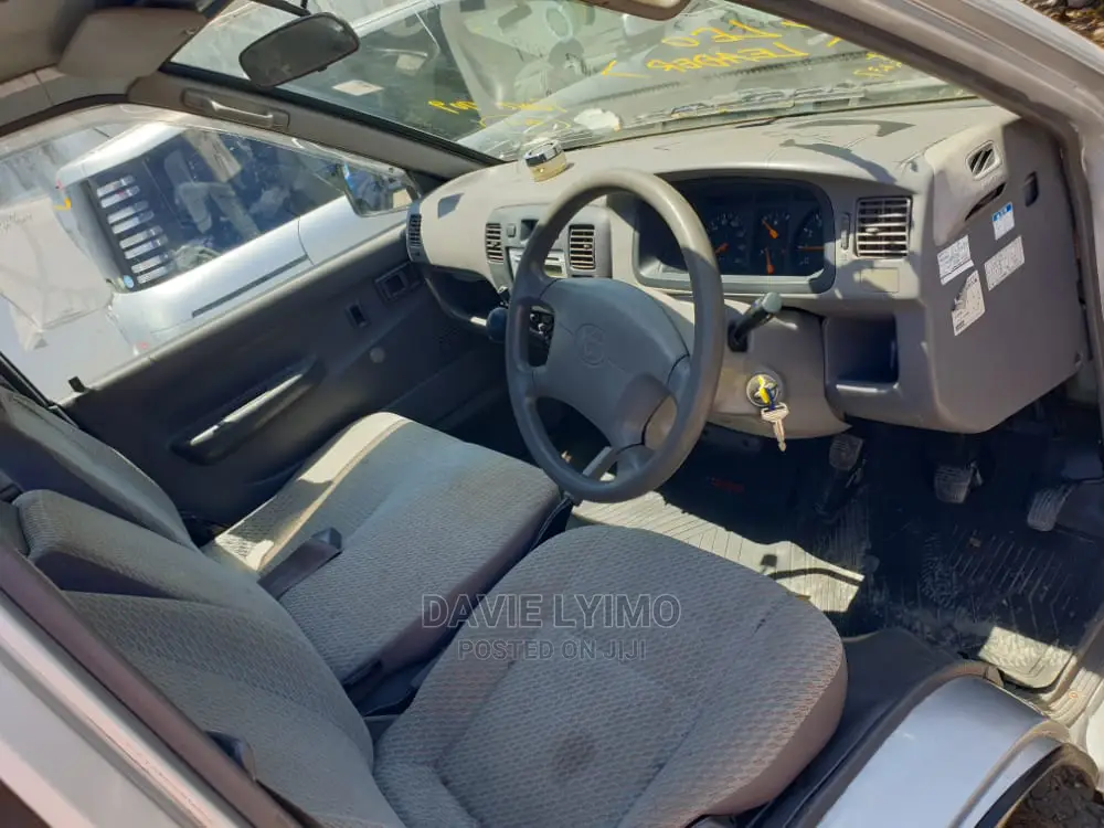Toyota Townace 2003 Silver
