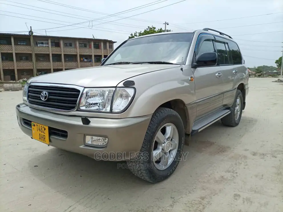 Toyota Land Cruiser 1999 Silver