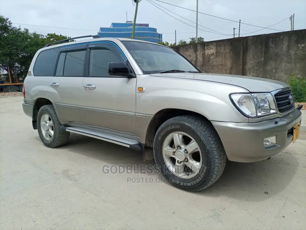 Toyota Land Cruiser 1999 Silver