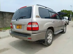 Toyota Land Cruiser 1999 Silver