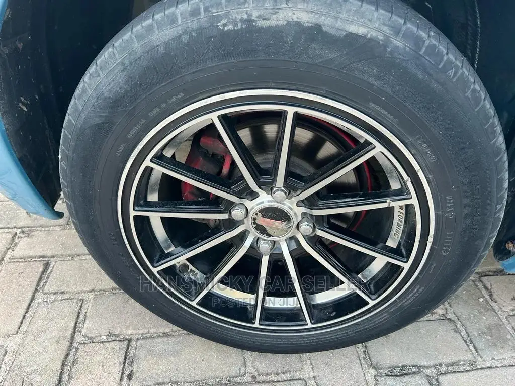 Toyota IST 2005 Blue