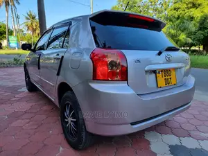 Toyota Corolla RunX 2006