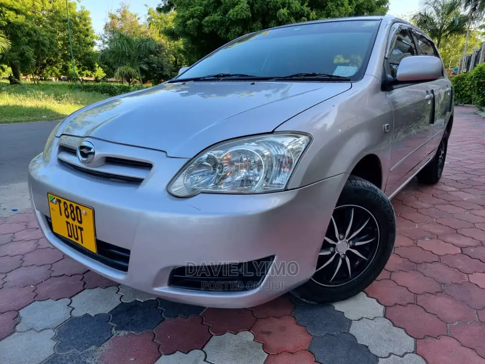 Toyota Corolla RunX 2006