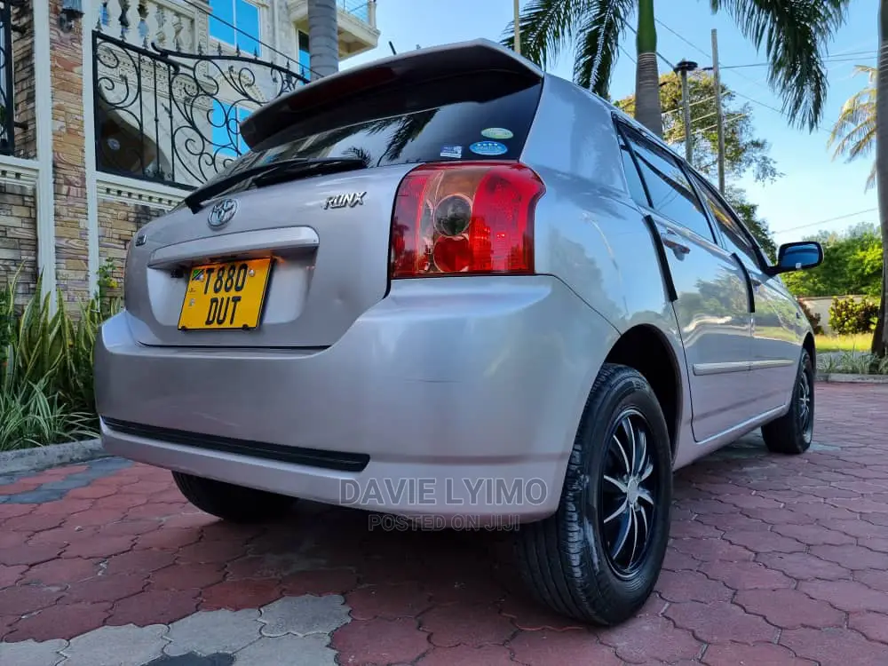 Toyota Corolla RunX 2006