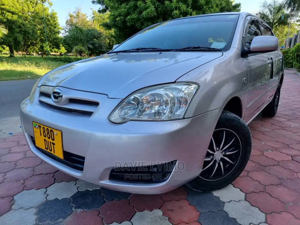 Toyota Corolla RunX 2006