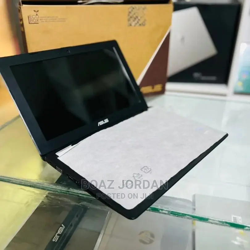 New Laptop Asus A42JC 2GB Intel HDD 500GB