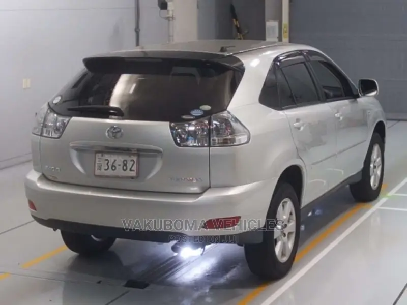 Toyota Harrier 2006 Silver