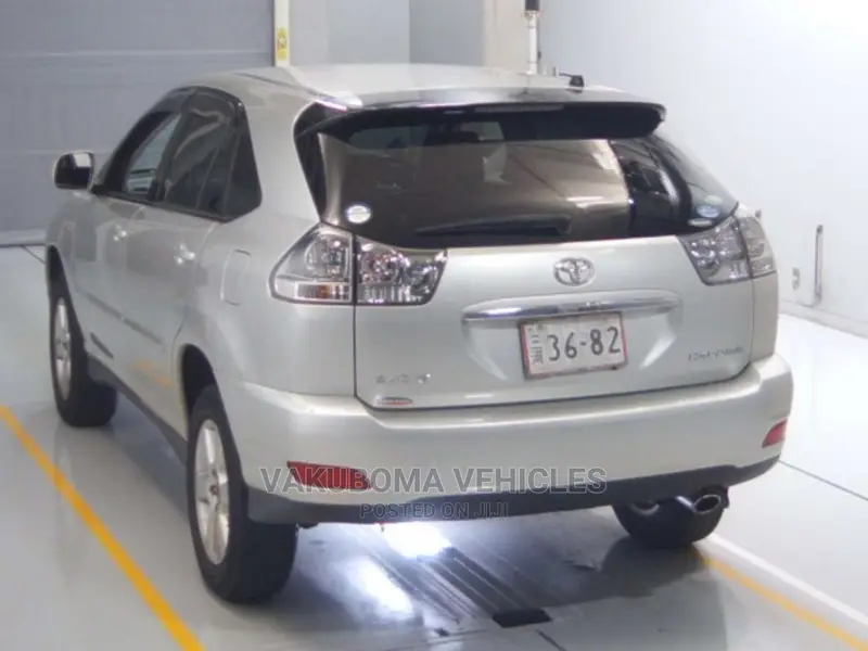 Toyota Harrier 2006 Silver