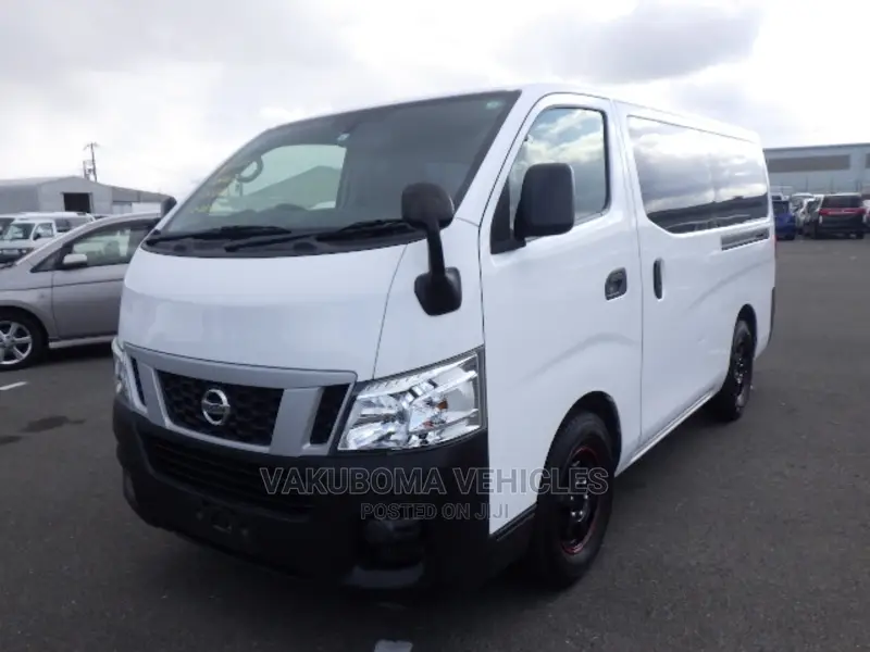 Nissan Carvan Van