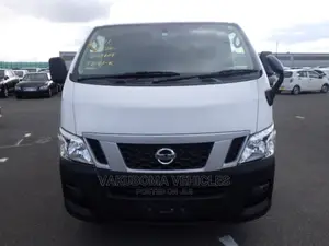 Nissan Carvan Van