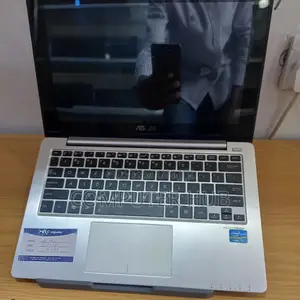 Laptop Asus Q502 4GB Intel Core I3 HDD 500GB