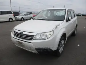 Subaru Forester 2011 Pearl