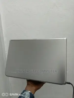 Laptop Toshiba Satellite U840 4GB Intel Core I5 HDD 1T