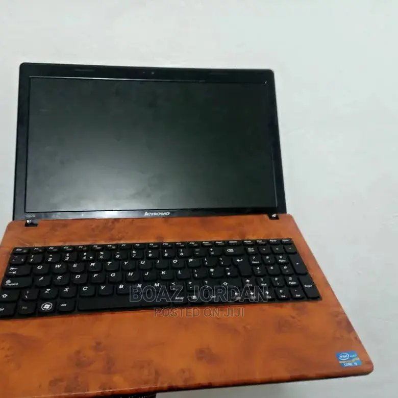Laptop Lenovo G780 4GB Intel Core I5 HDD 500GB