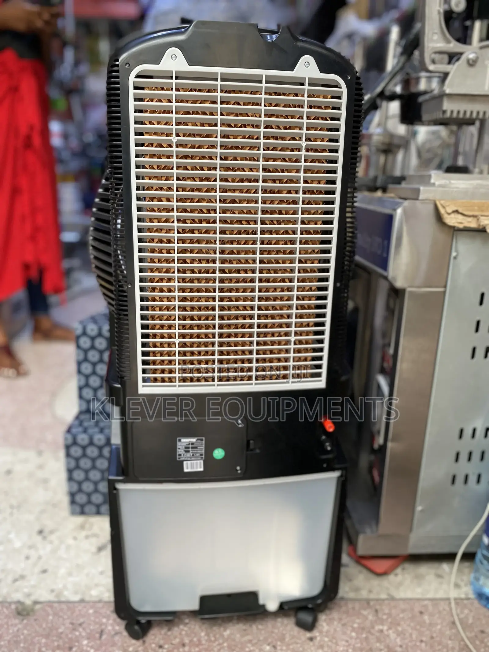 Geepas Rechargeable Air Cooler 7litres