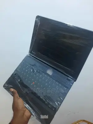 Photo - Laptop Lenovo ThinkPad X131e 4GB Intel Celeron HDD 320GB