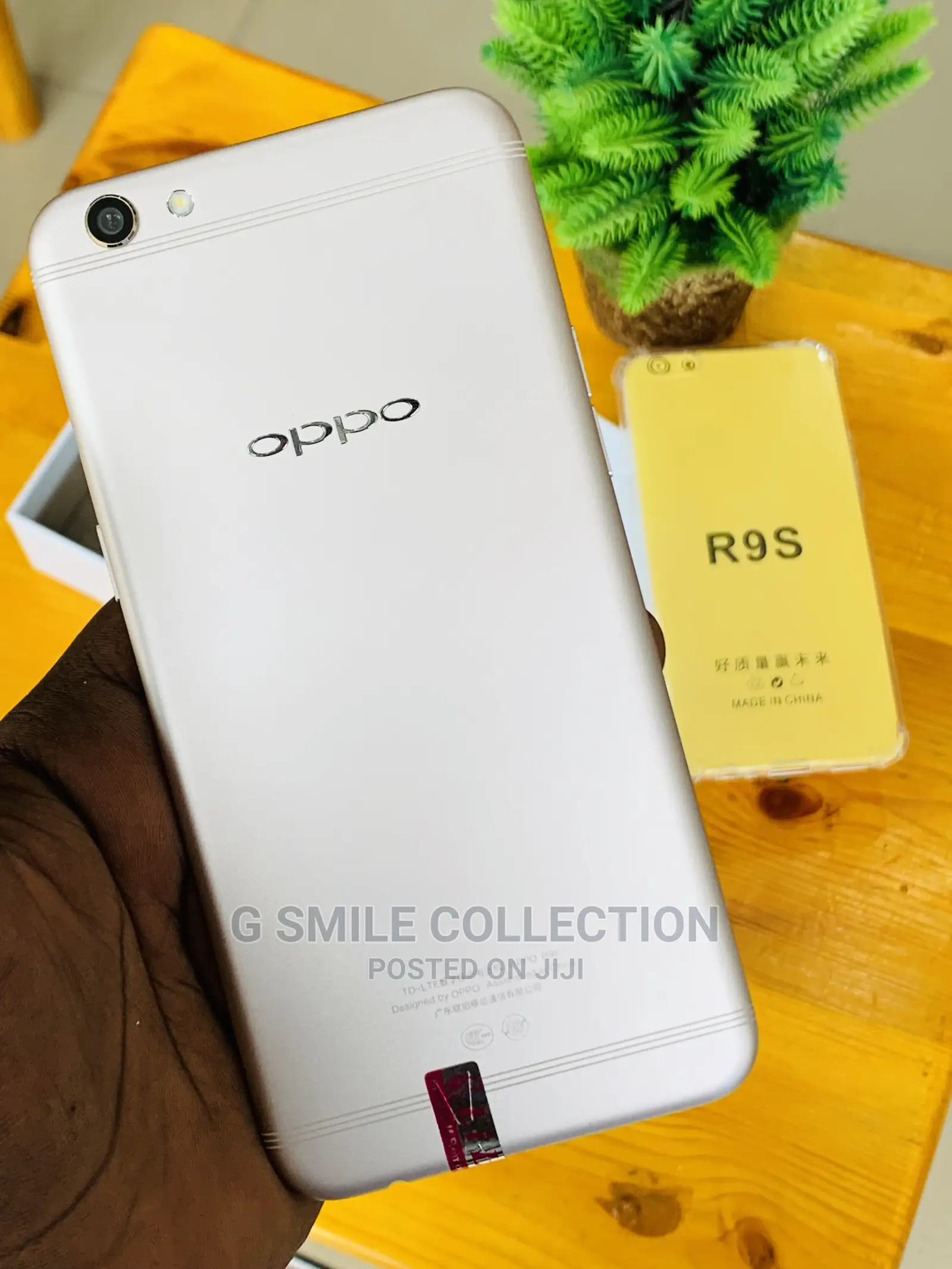 New Oppo R9s 64 GB Gold