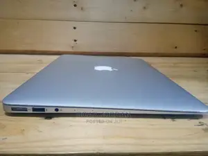 Laptop Apple MacBook Air 2012 4GB Intel Core I5 SSD 128GB