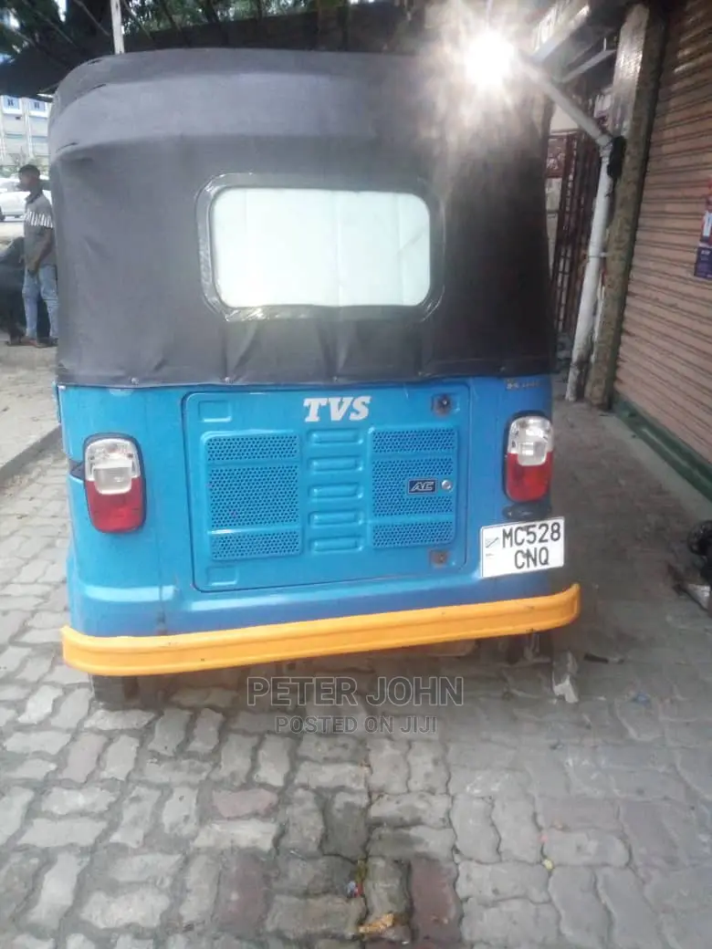 TVS Apache 180 RTR 2021 Blue