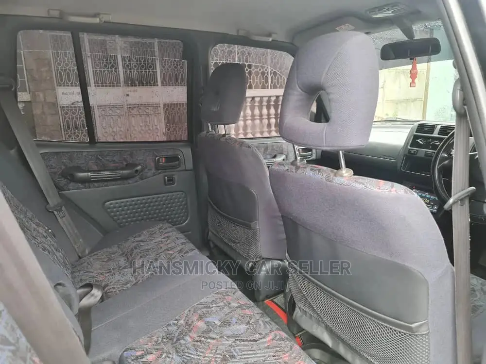 Toyota RAV4 1999 Black