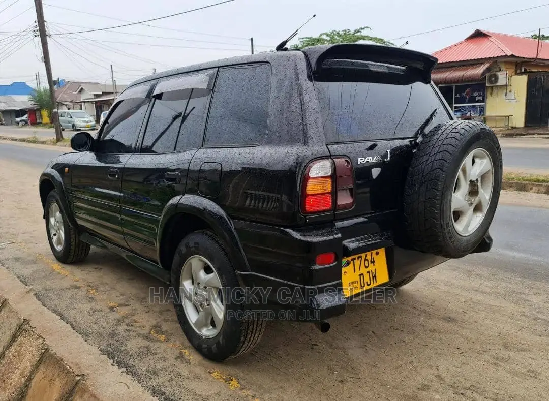 Toyota RAV4 1999 Black