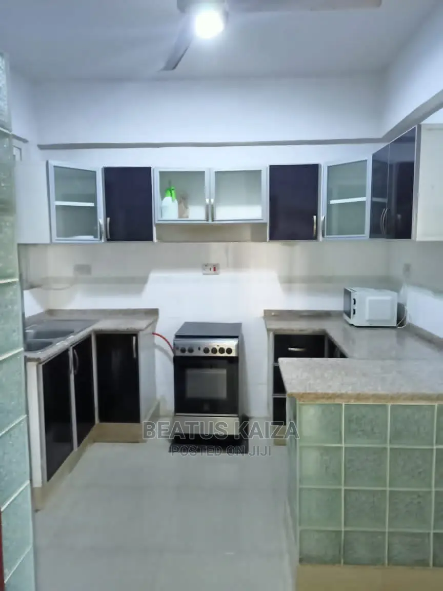 Furnished 3bdrm Apartment in Upanga East for sale