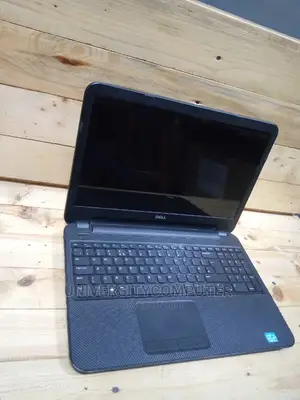 Laptop Dell Inspiron 15 4GB Intel Core I3 HDD 500GB