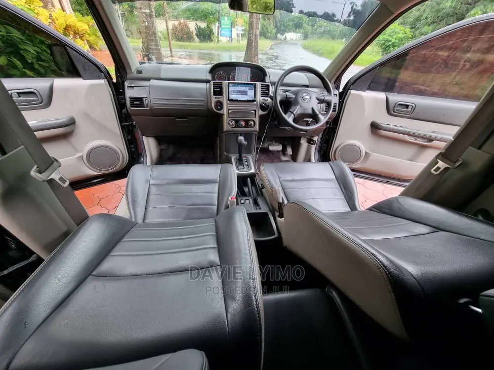 Nissan X-Trail 2007 Black