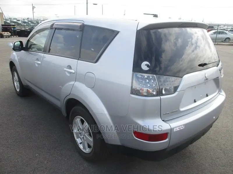 Mitsubishi Outlander 2007 Silver