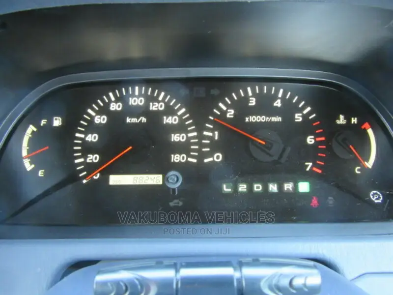 Toyota Land Cruiser Prado 2000 Silver