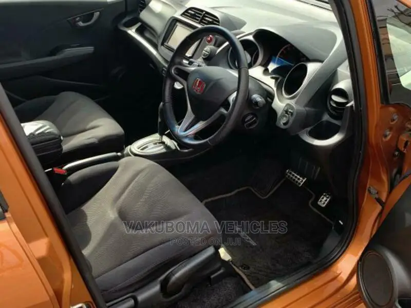 Honda Fit 2010 Orange