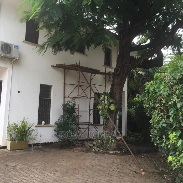 Furnished 4bdrm Bungalow in Graphite 227, Kinondoni for Sale