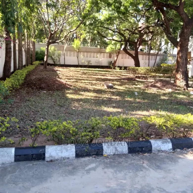 Furnished 4bdrm Bungalow in Graphite 227, Kinondoni for Sale