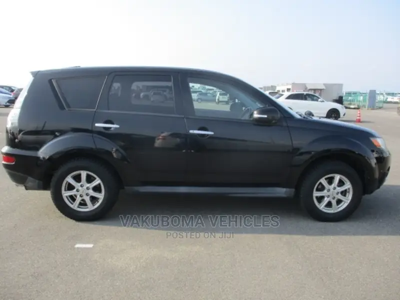 Mitsubishi Outlander 2011 Black