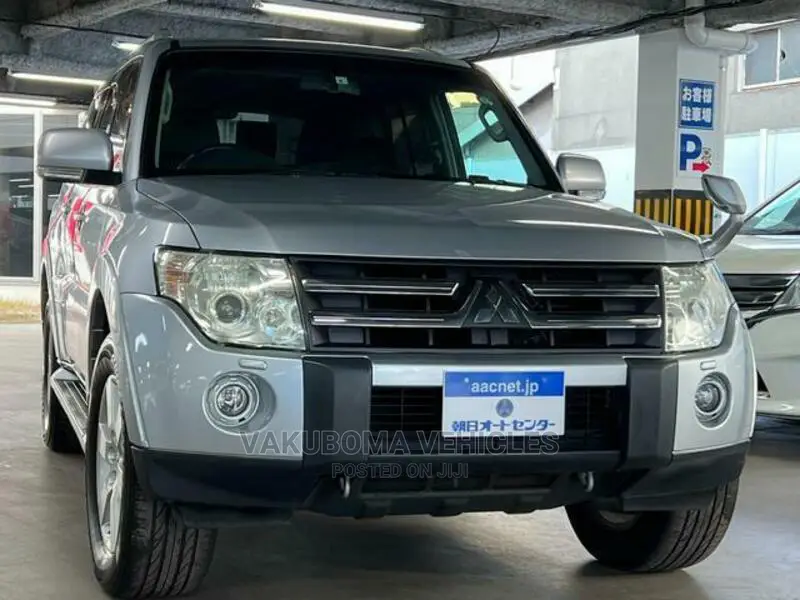 Mitsubishi Pajero 2007 Silver