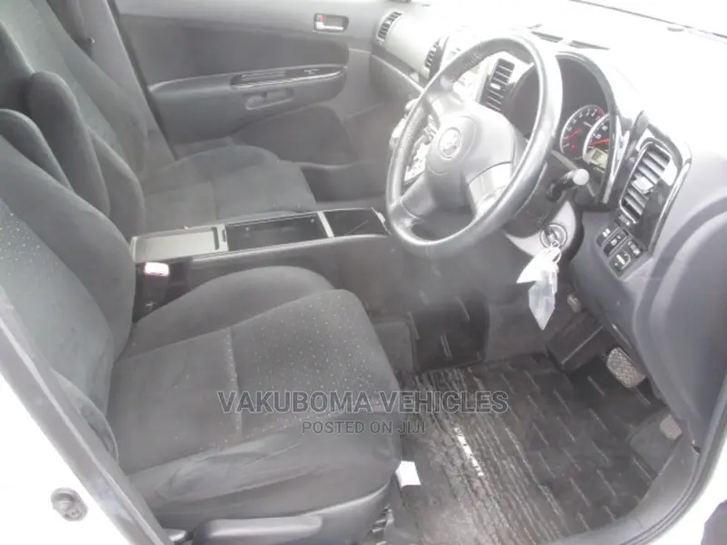 Toyota Wish 2007 Pearl