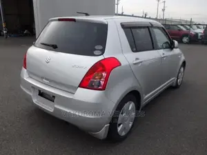Suzuki Swift 2009 Silver