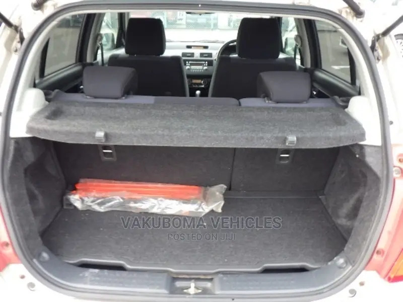 Suzuki Swift 2009 Silver
