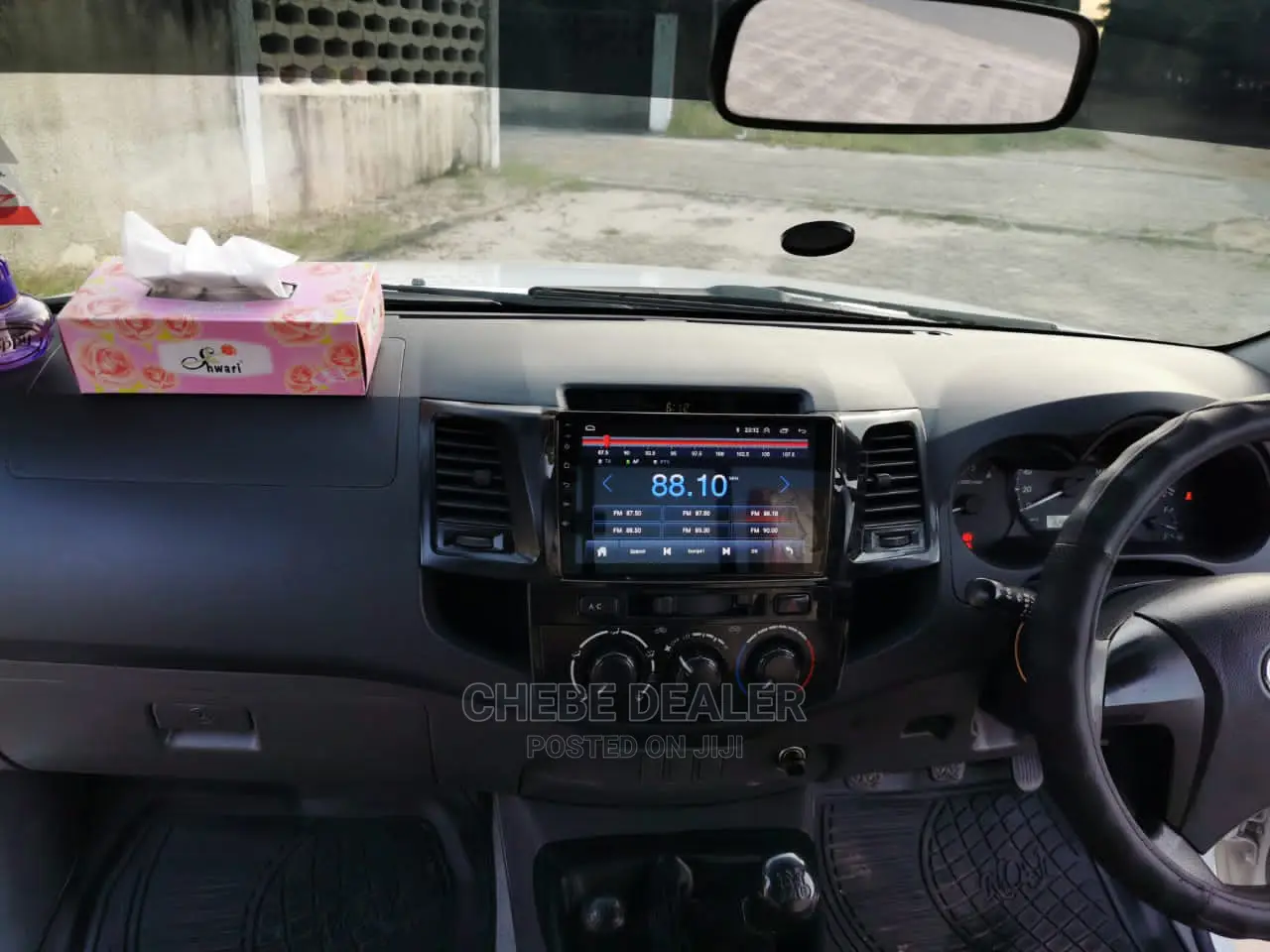 Toyota Hilux 2013 White