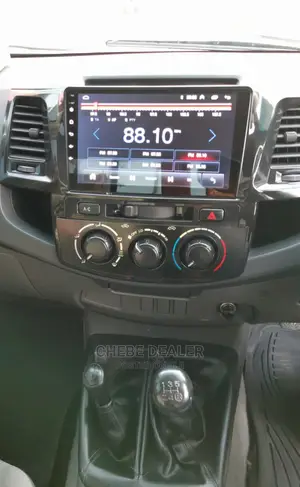 Toyota Hilux 2013 White